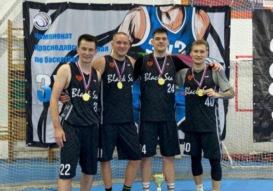 Геленджичане стали победителями первого чемпионата края по баскетболу 3х3